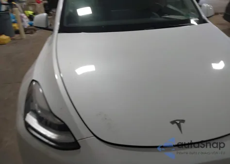 2022 Tesla Model Y Long Range Dual Motor All-Wheel Drive from USA, damaged, VIN 7SAYGDEE1NF357371